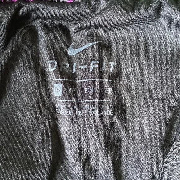 🎉HP👉Nike tropical flowered running shorts size XS - Picture 3 of 7